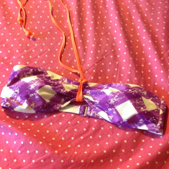 Cute OP swim suit top! Juniors size large! - Picture 2 of 2