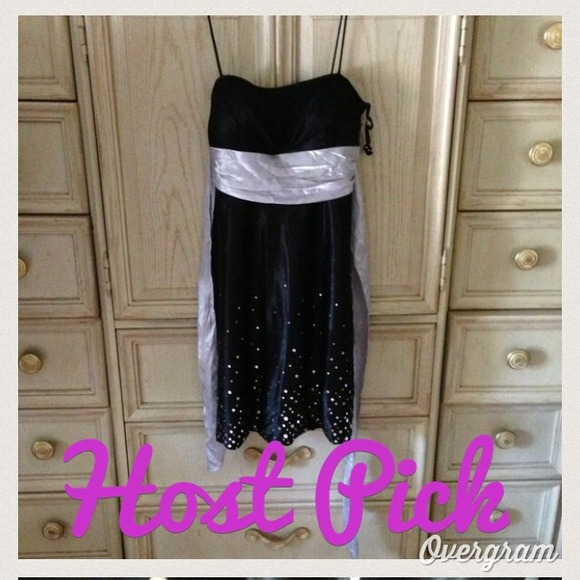 🎀Preppy Glam HP🎀 black /Silver party dress💃