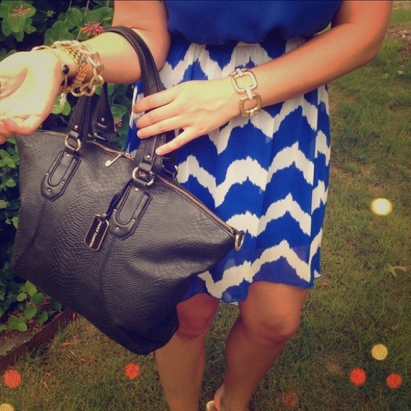 ❌❌SOLD Vince Camuto Annette Satchel