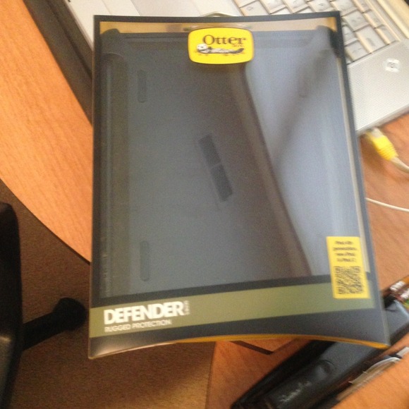 Otterbox Defender Series NIB. For iPad 4th Generat