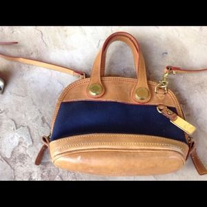 DOONEY and BOURKE 100% AUTHENTIC small handbag