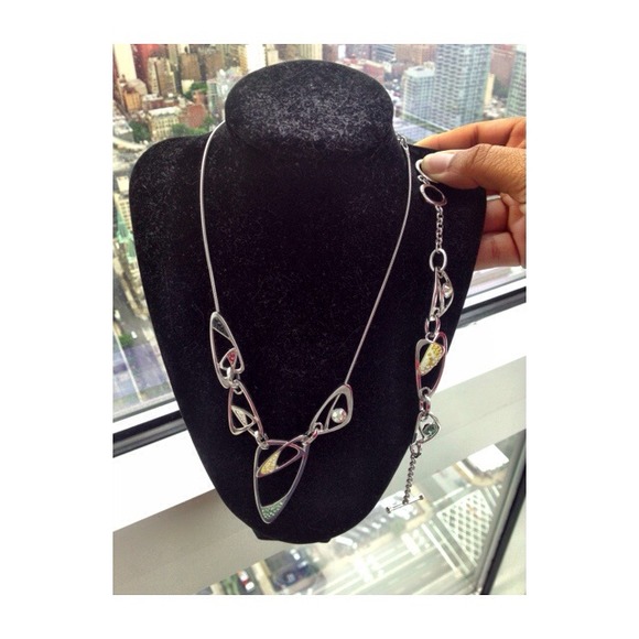 Reduced!! AUTHENTIC Swarovski Set