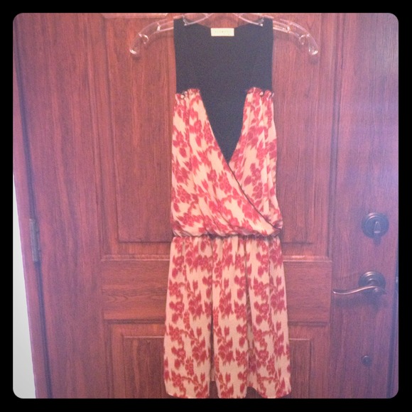 HOLD for @hsuperparents Cute Dress  HOLD