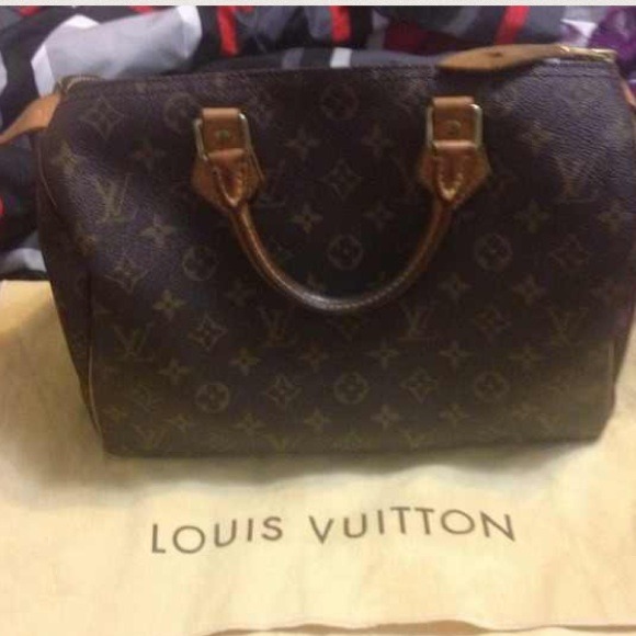 Authentic Louis Vuitton speedy 30.
