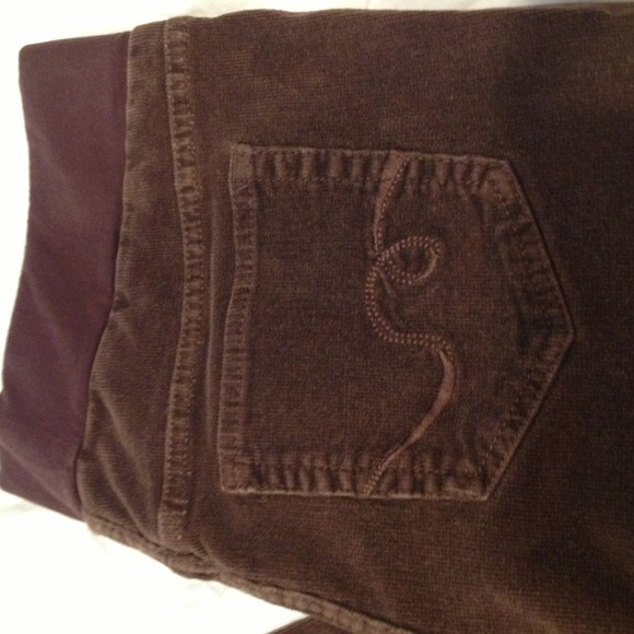 SOLD - Picture 2 of 2