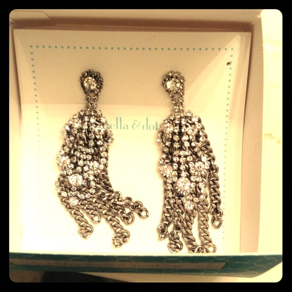 Stella & Dot chandelier earrings