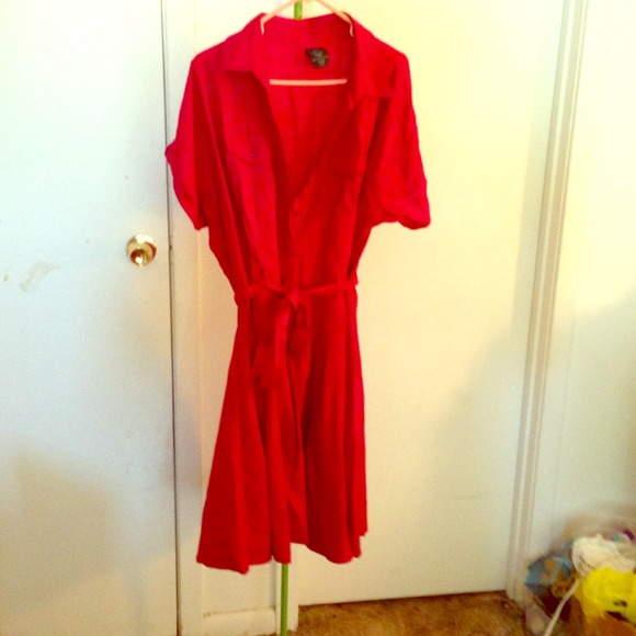 NEW Very cute belted dress or shirt