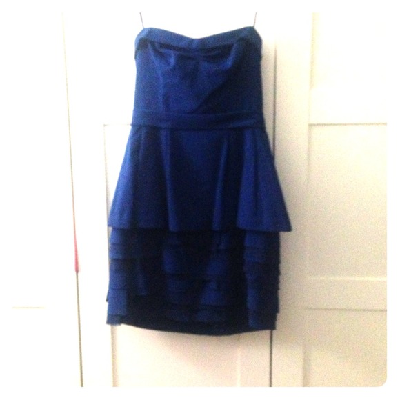 BCBG Maxazaria strapless dress navy blue