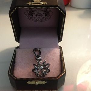 Juicy couture crown charm