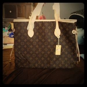 Louis Vuitton neverfull inspired
