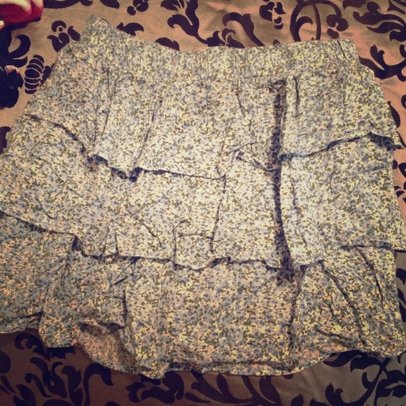 SOLD ---- Summer skirt