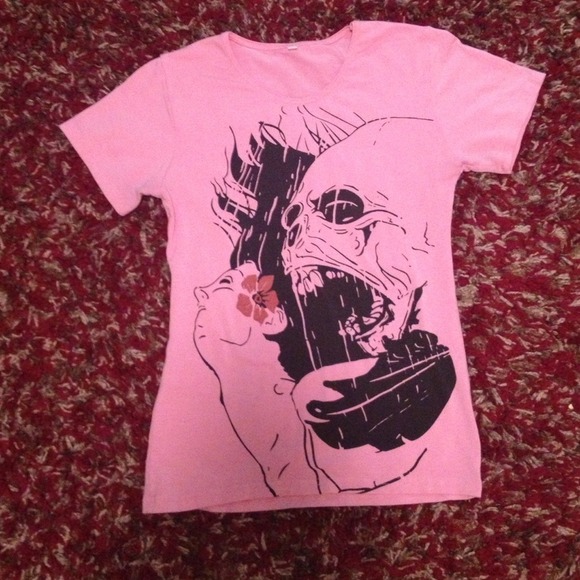 Pink Skully Top💀🌸Size M