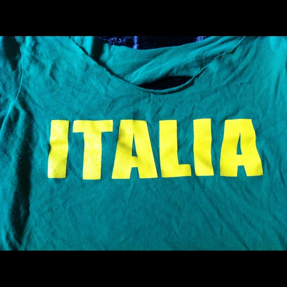 🇮🇹Green Italia shirt🇮🇹