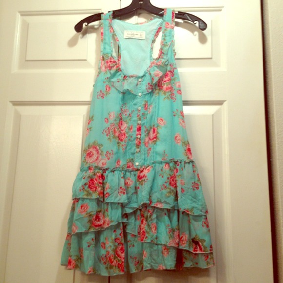 Floral dress from Abercrombie and Fitch.