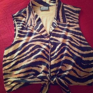 Tiger print tie shirt