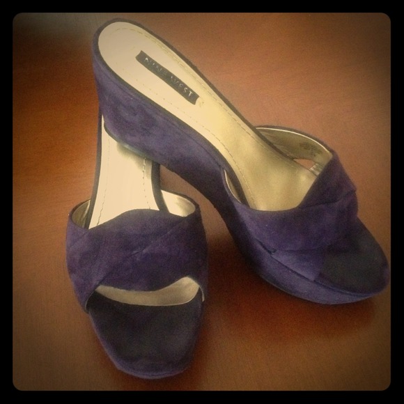 ⭐REDUCED⭐  Purple Nine West wedges.  Worn once!