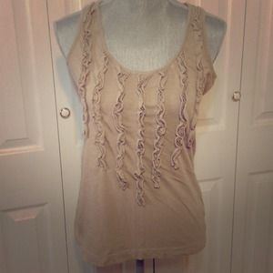 ❌ Sold in bundle❌Tan tank