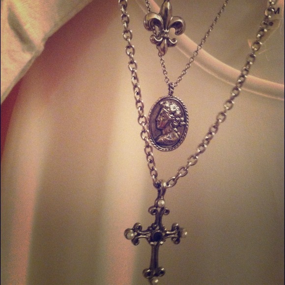 3 set of necklaces