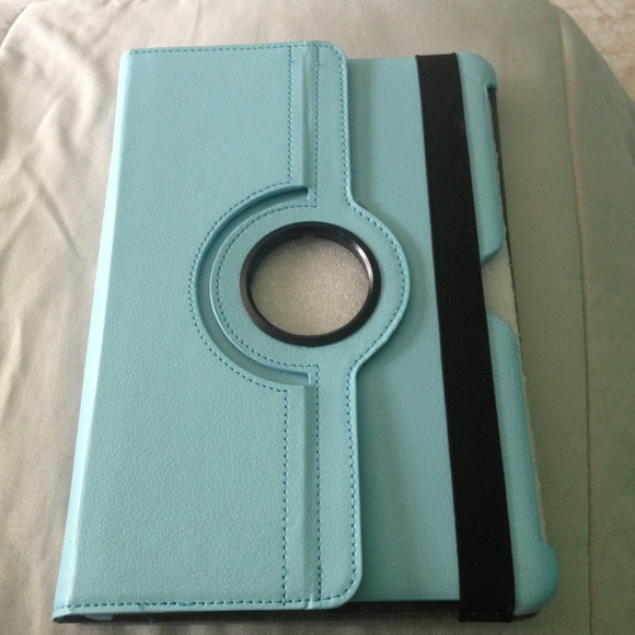 Brand new blue leather iPad case🎀justreduced🎀