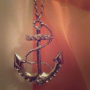 Anchor necklace
