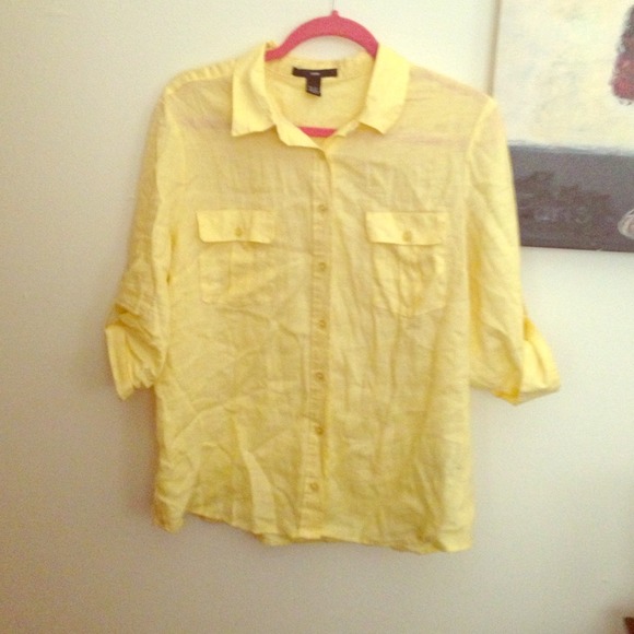 H&M button up shirt
