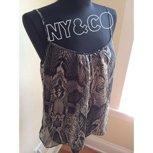 💥REDUCED💥 NY&CO top