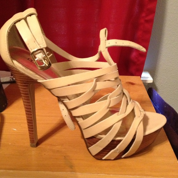 Bakers Original Strappy sandals gently used