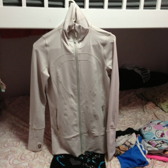 Lululemon running jacket size 6