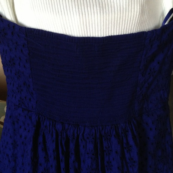 ๐ฉ๐ฉ๐ฉSOLD๐ฉ๐ฉ๐ฉ๐ Royal blue dress ๐ - Picture 3 of 4