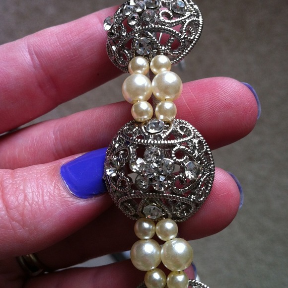 🎉Host pick🎉Glamorous headband💜 - Picture 2 of 4