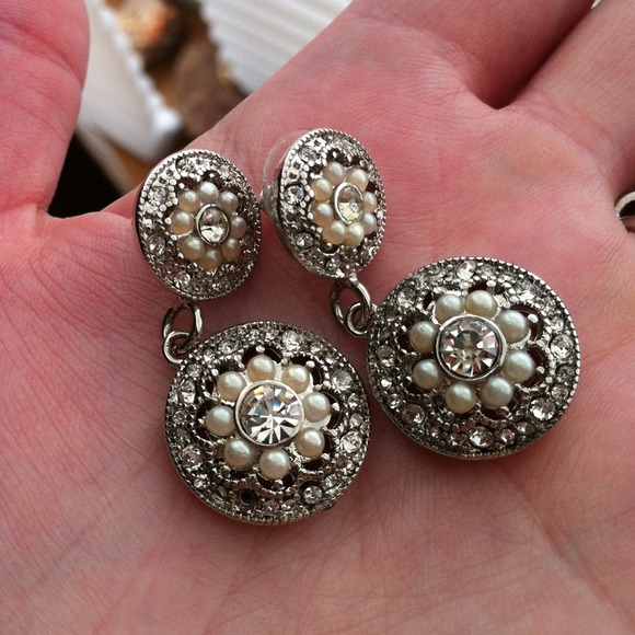 Final Price-Glam earrings💙 - Picture 2 of 3