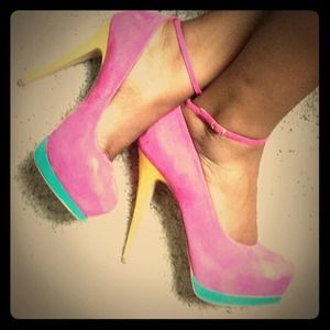 Steve Madden color block pumps
