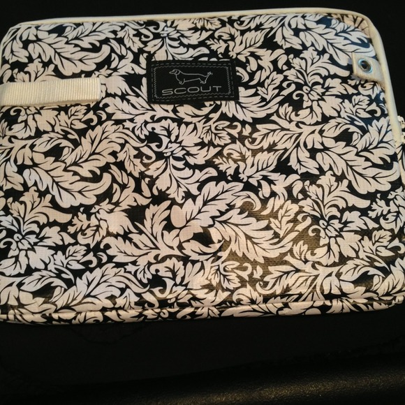 Scout Laptop case.