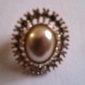 Large Pearl Ring.