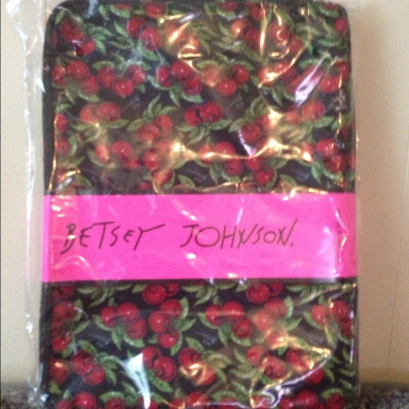 Betsey Johnson Accessories - Bundle of two-Betsey Johnson 15" Laptop Sleeve