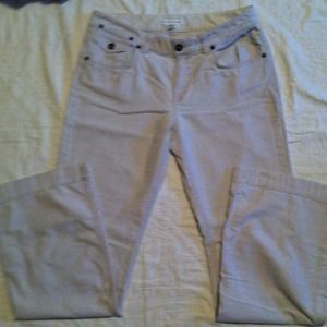 Banana Republic cream corduroy pants.  Size 8