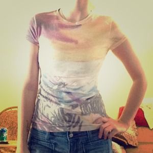 Patterned element tshirt.