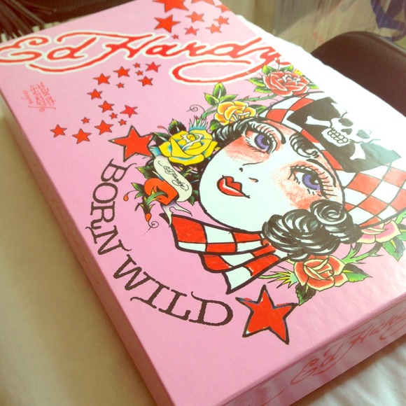 Ed Hardy Born Wild Gift Set