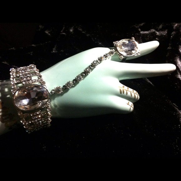 VERY BLING Slave Cuff Bracelet stunning Ring💎NWOT