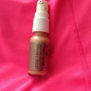SOLD Josie Maran Argan Illuminizer