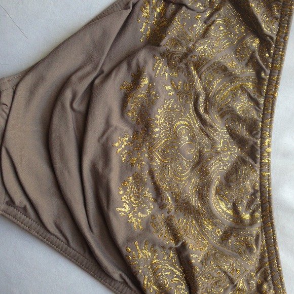 Victoria's Secret 2 Piece Swim Suit - Picture 3 of 3