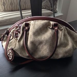 Sold on ebay. Gucci Sukey Boston bag