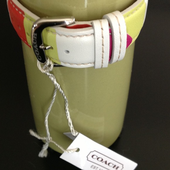 SOLDππHOST PICK 8-16ππSignature COACHπ - Picture 3 of 4