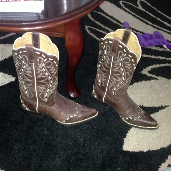 Sold - Picture 2 of 4