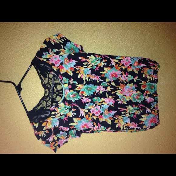 Cute top