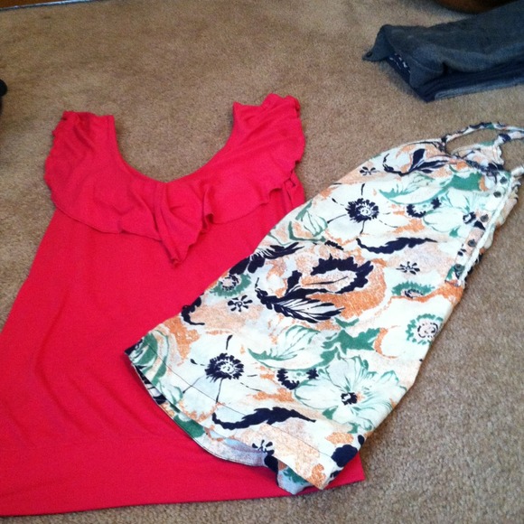 Tank tops!! (8 each)