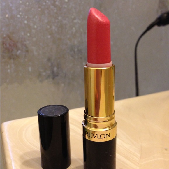 Revlon Super Lustrous Lipstick in Temptress