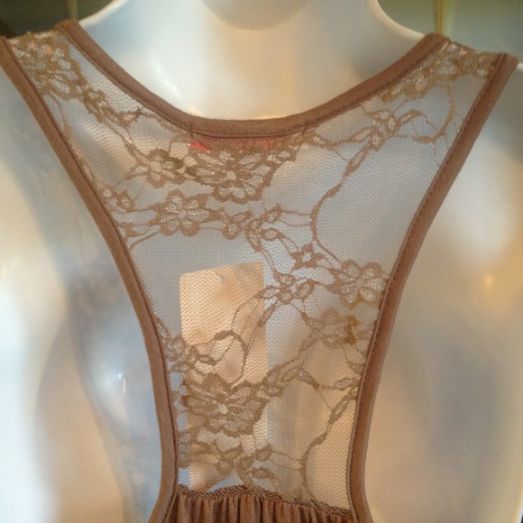 ❗❗SOLD❗❗Chocolate brown ruffle top - Picture 3 of 4