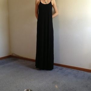 Black max dress