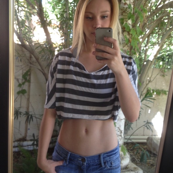 Grey and white crop top!! - Picture 2 of 2